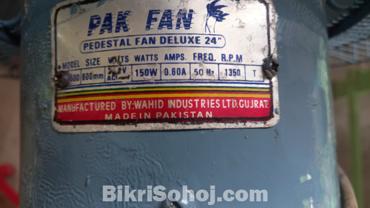 পাক ফ্যান